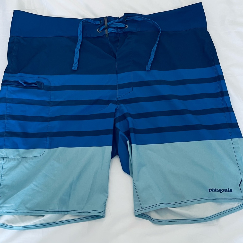 Patagonia Men's Blue Board Shorts - 36